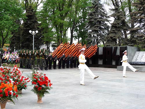 Изображение “http://www.zabor.zp.ua/diz/news/miting_20080508.jpg” не может быть показано, так как содержит ошибки.