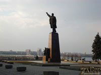 Памятник Ленину (порт Ленина)